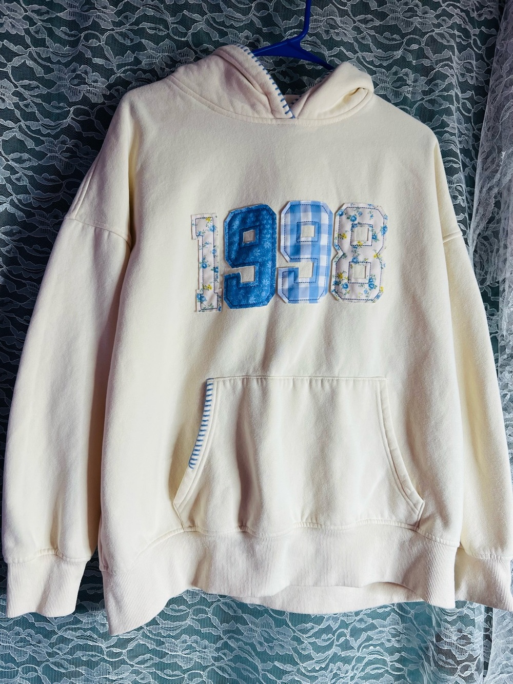 Altar’D State 1998 Cream And Blue Hoodie Sweater Womens Size Medium